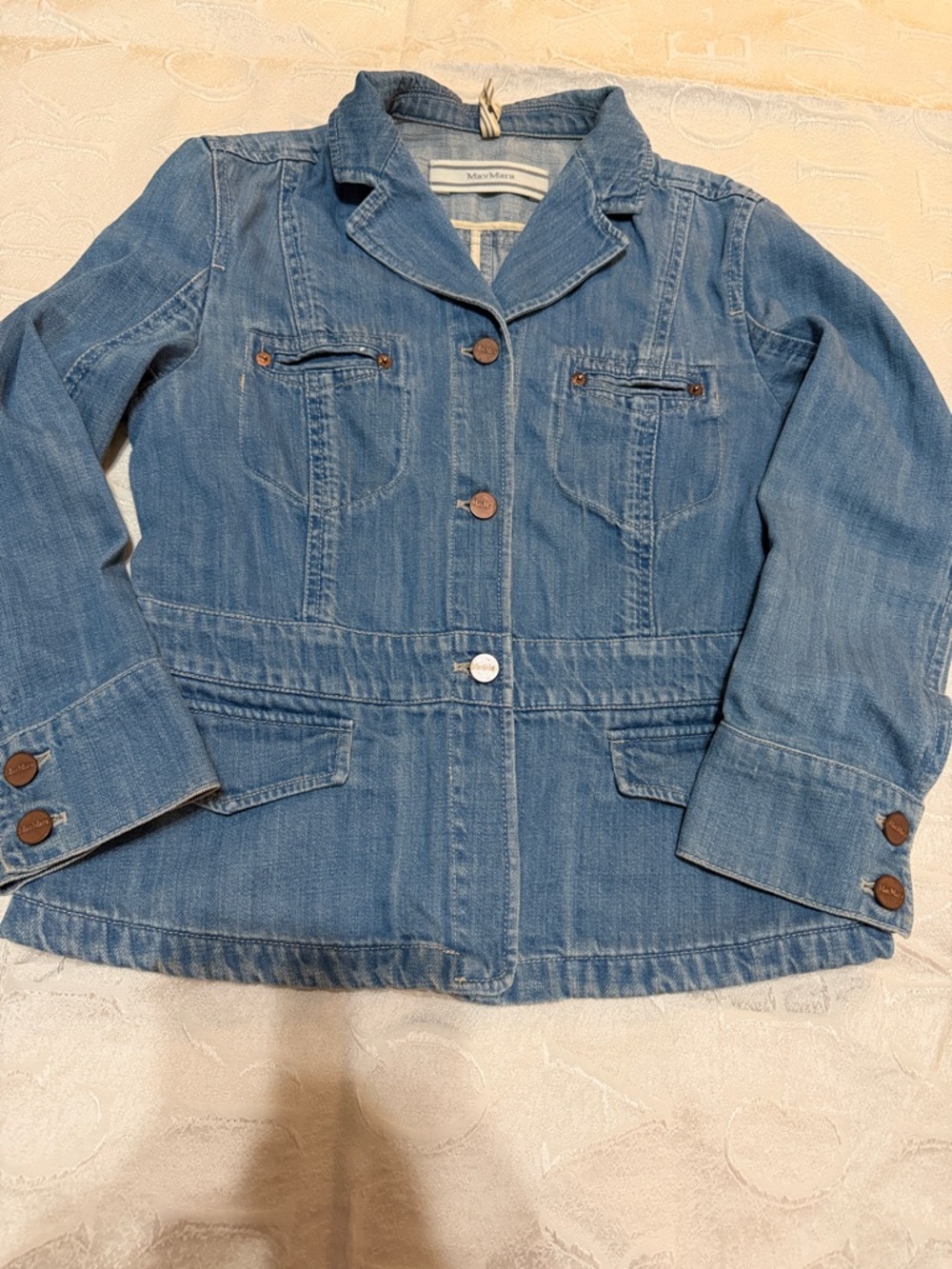 MaxMara Light Blue Denim Jacket with Button Front 8 - Picture 4 of 14